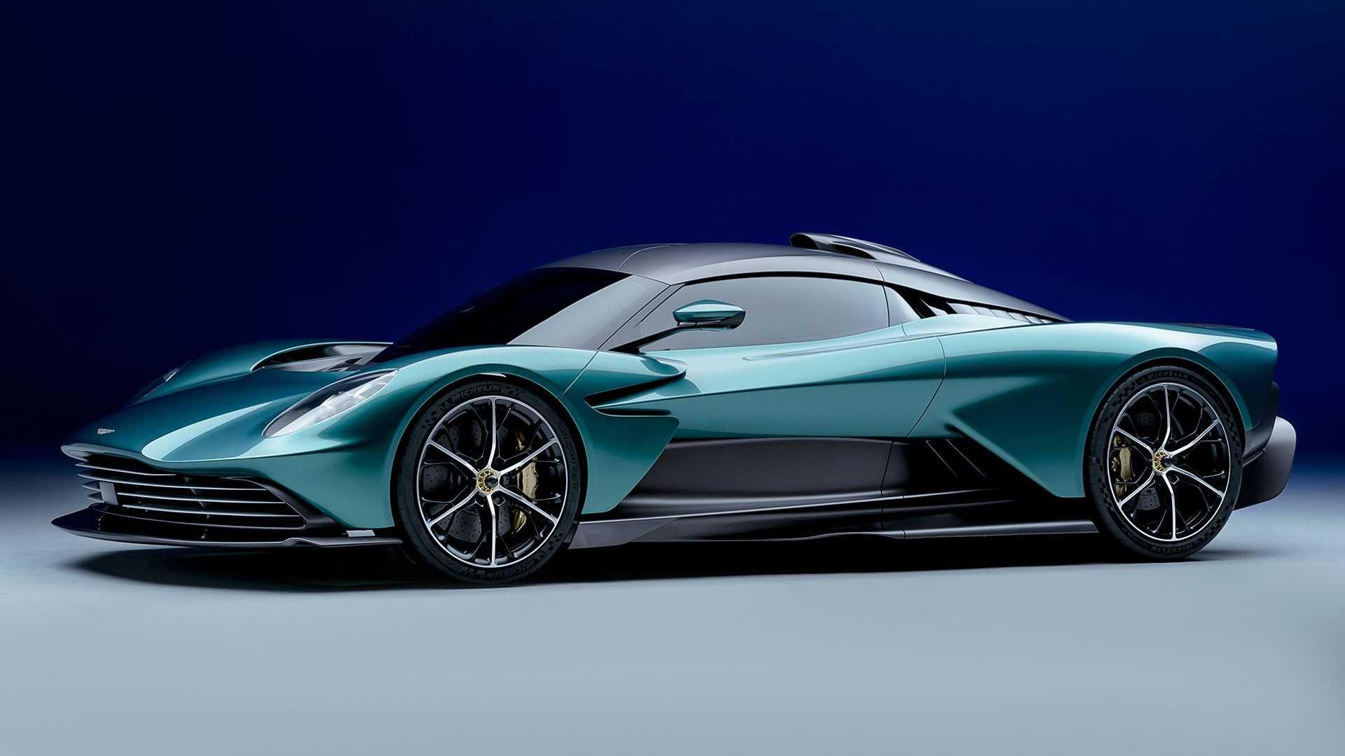 نمای روبرو Aston Martin Valhalla استون مارتین والهالا 