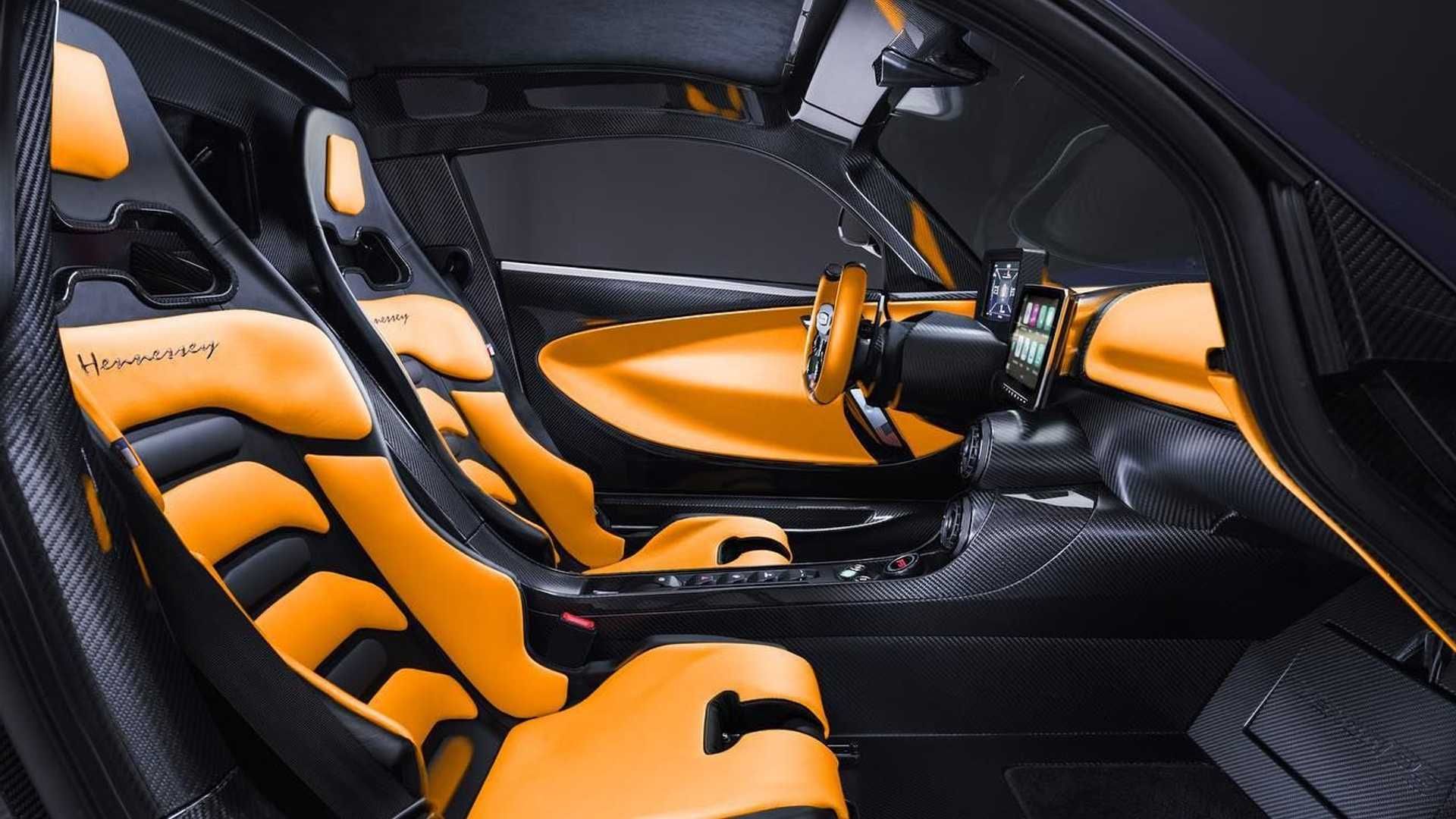 نمای کابین و صندلی جلو هنسی ونوم اف 5 / Hennessey Venom F5 آبی رنگ