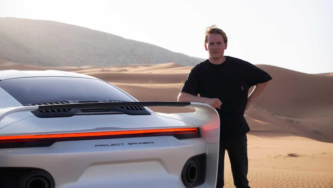 پورشه مارک فیلیپ گمبالا مرسین / Marc Philipp Gemballa Marsien Porsche در کنار مالک