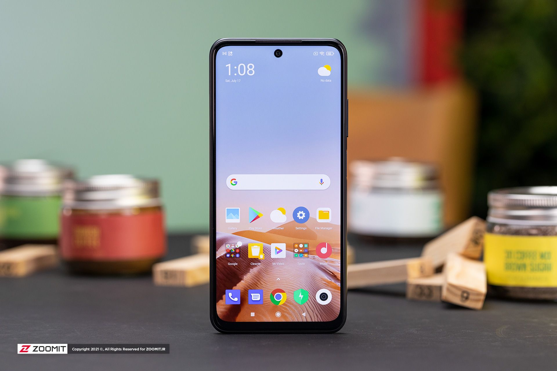 صفحه نمایش پوکو ام ۳ پرو