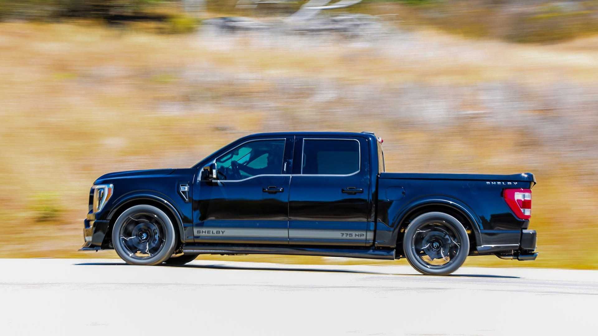 نمای جانبی وانت شلبی فورد اف 150 سوپر اسنیک / 2021 Shelby F-150 Super Snake دو کابین