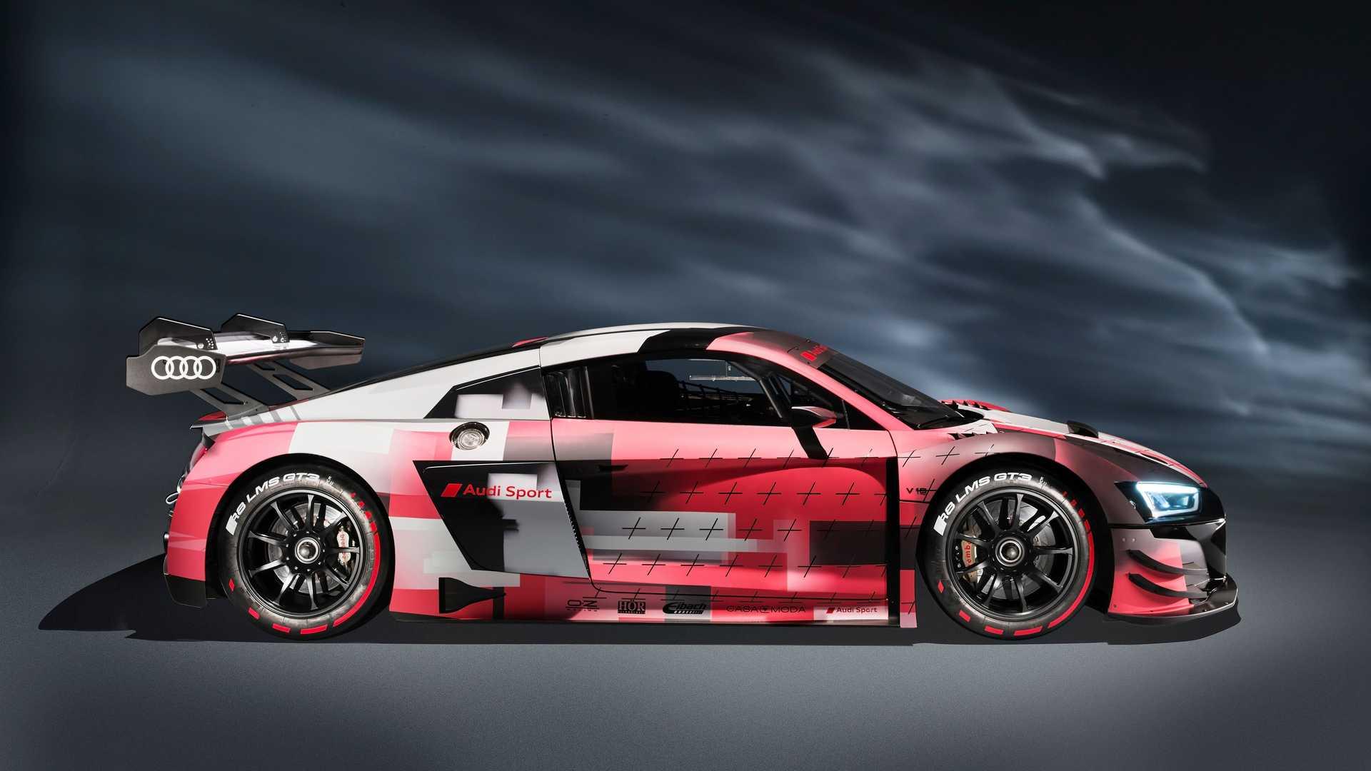 نمای جانبی آئودی آر 8 ال ام اس جی تی 3 ایوو 2 / 2022 Audi R8 LMS GT3 Evo II
