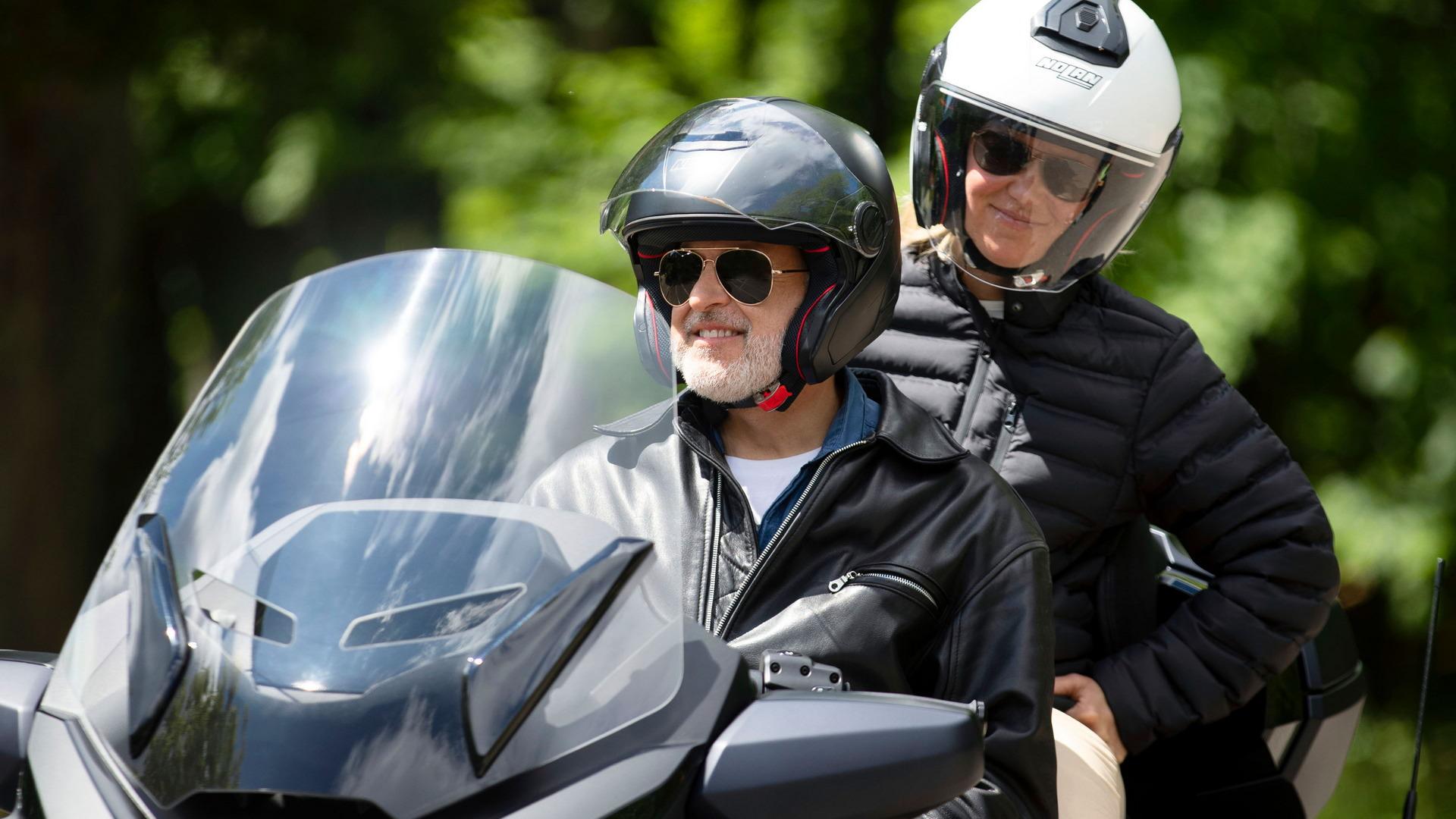 نمای جلو خودرو سه چرخ کن ام اسپایدر / Can-Am Spyder
