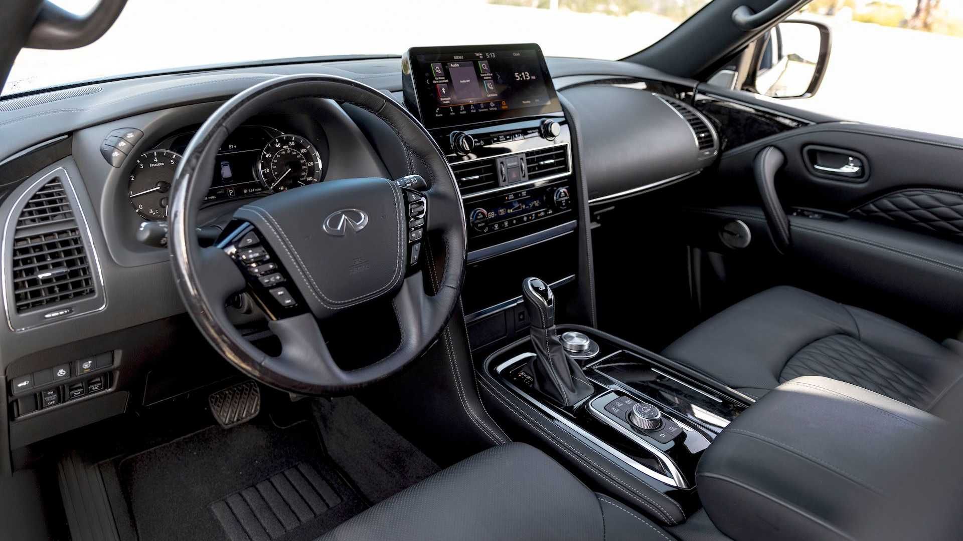 کابین و داشبورد - مدل ۲۰۲۲ اینفینیتی QX80