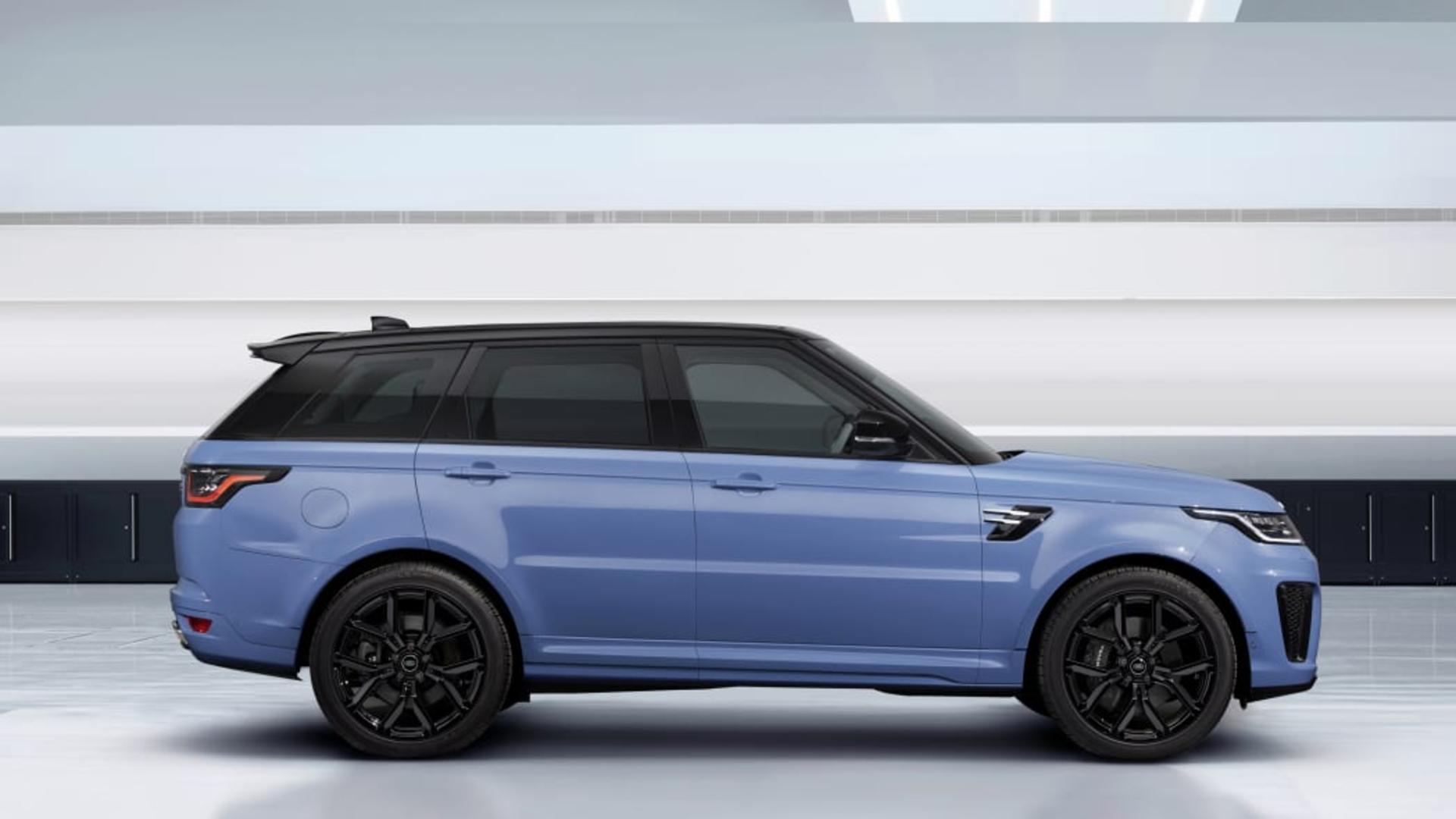Range Rover Sport SVR Ultimate Edition 2022 / رنجرور اسپرت اس‌وی‌آر آلتیمیت ادیشن از نمای کنار
