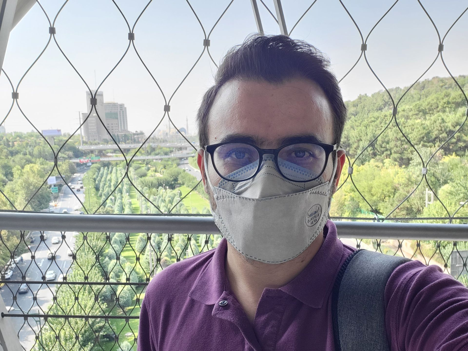 عکس سلفی با دوربین سلفی گلکسی زد فلیپ ۳