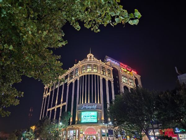 حالت عکاسی شب گلکسی زد فولد ۳ - دوربین اصلی