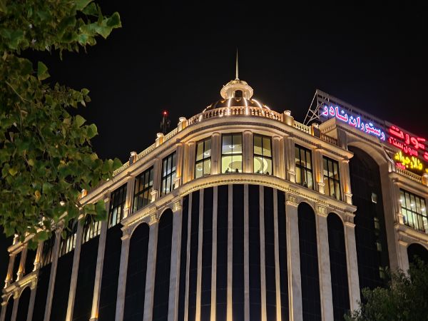 حالت عکاسی شب گلکسی زد فولد ۳ - دوربین تله فوتو