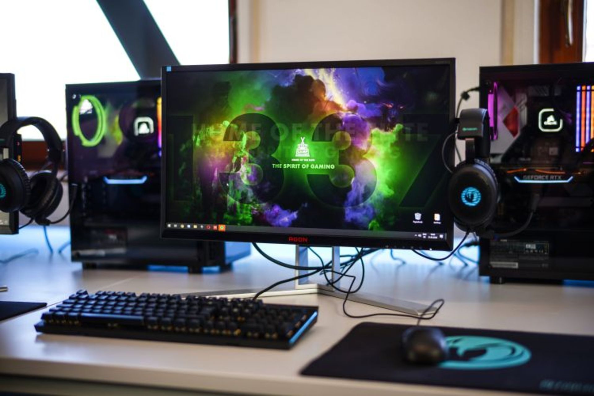 بررسی دمای GPU با استفاده از نرم‌افزار سازنده کارت گرافیک  