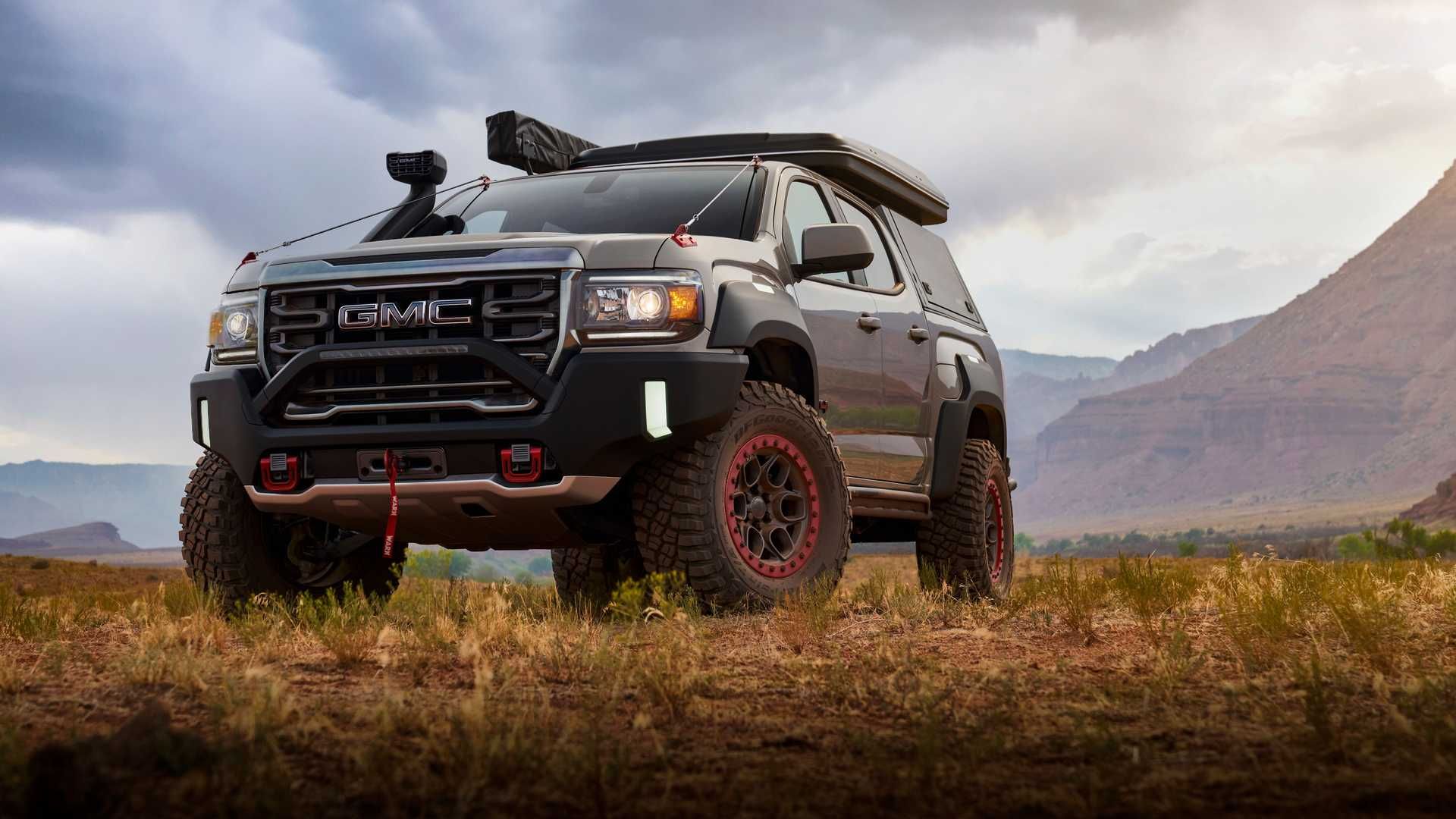 نمای جلو پیکاپ مفهومی و آفرود جی ام سی کنیون / GMC Canyon AT4 OVRLANDX
