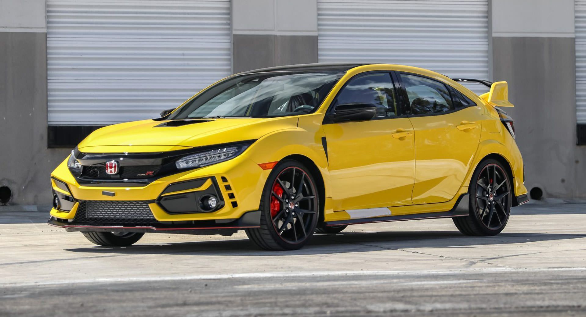 هوندا سیویک تایپ آر / Honda Civic Type R زرد رنگ