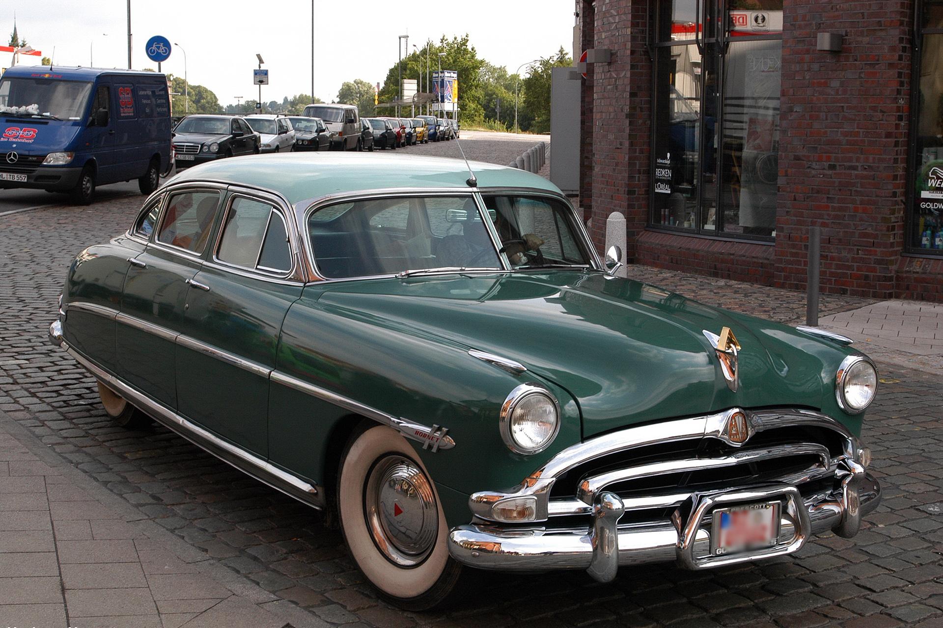 Hudson Hornet green / هادسن هورنت سبز