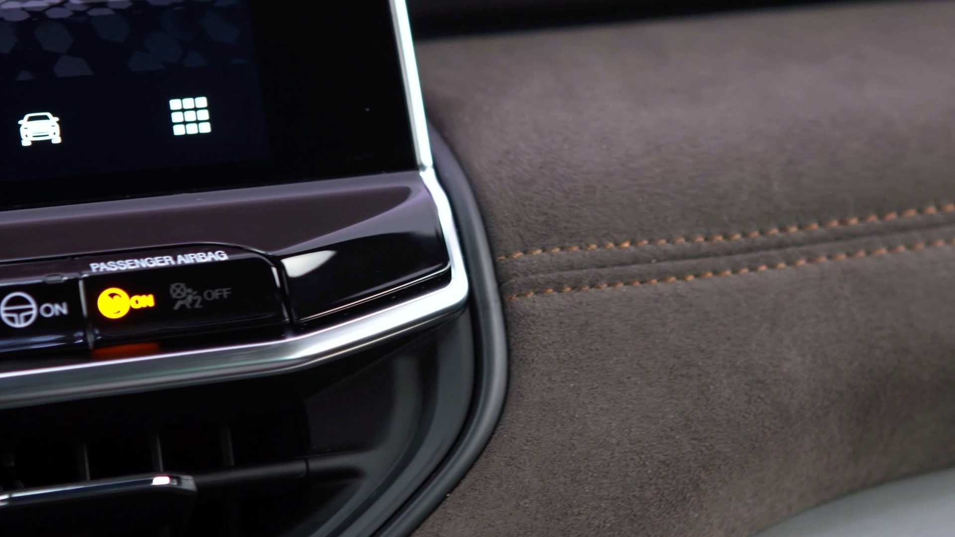 پوشش پارچه‌ای داشبورد - جیپ کامندر ۲۰۲۲