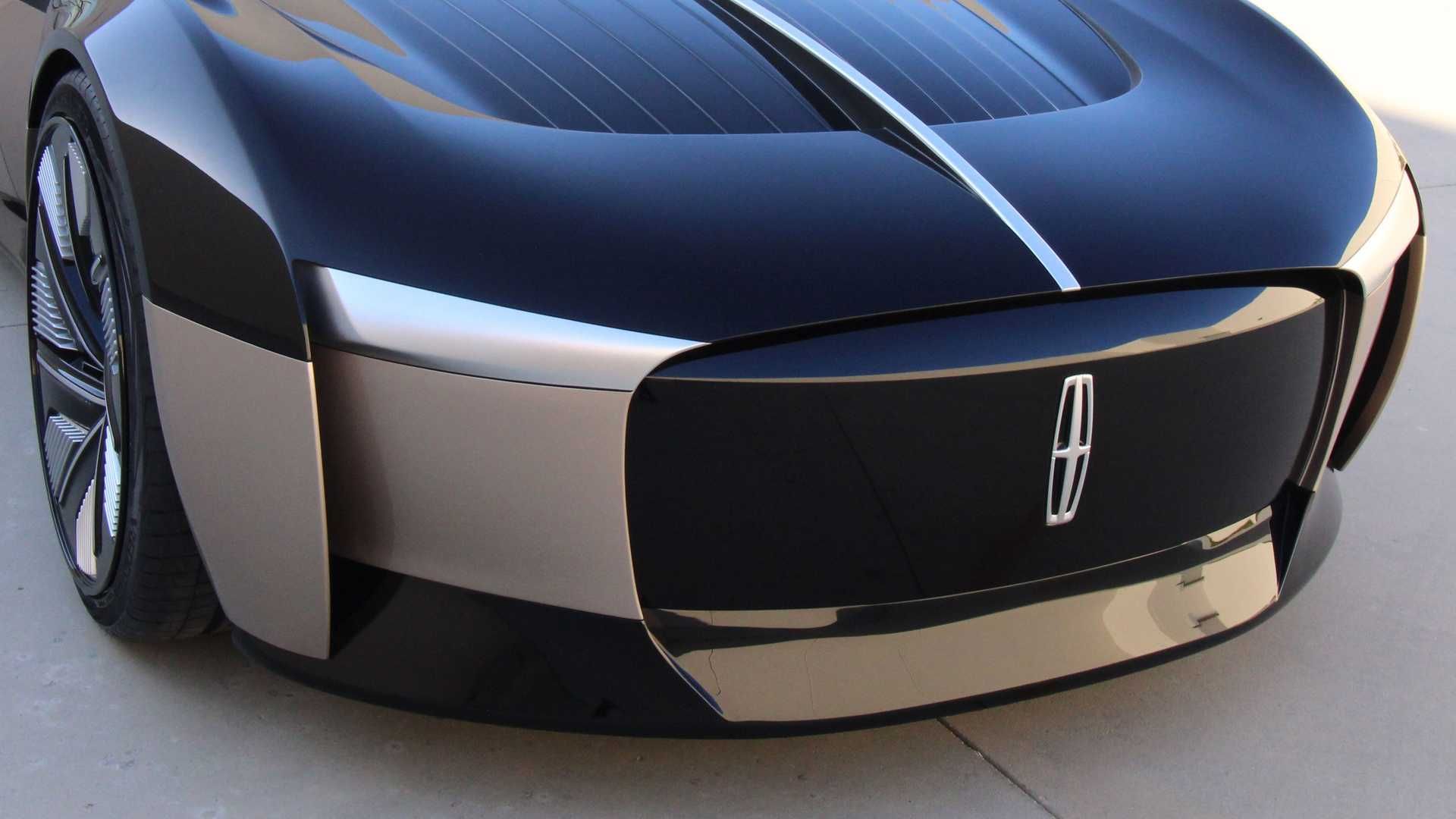 جلوپنجره خودروی مفهومی لینکلن انیورساری / Lincoln Anniversary Concept