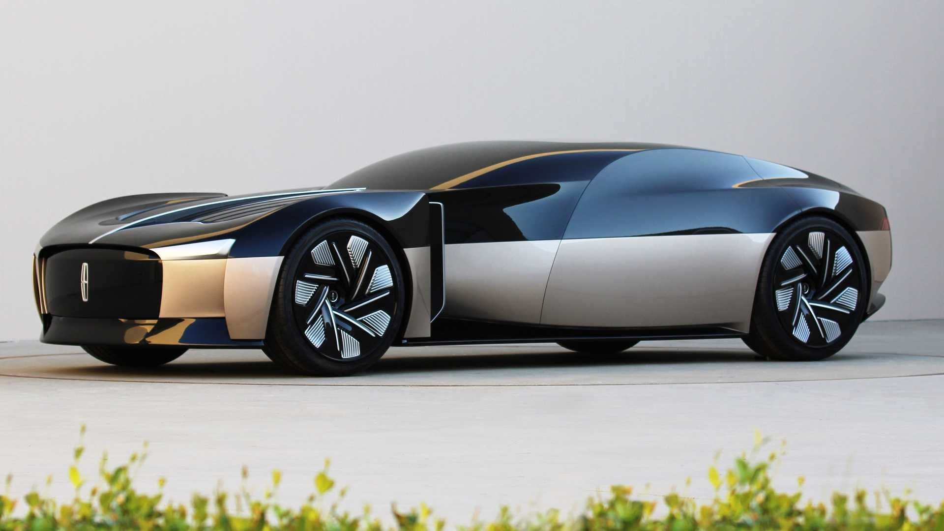 نمای سه چهارم جلو خودروی مفهومی لینکلن انیورساری / Lincoln Anniversary Concept