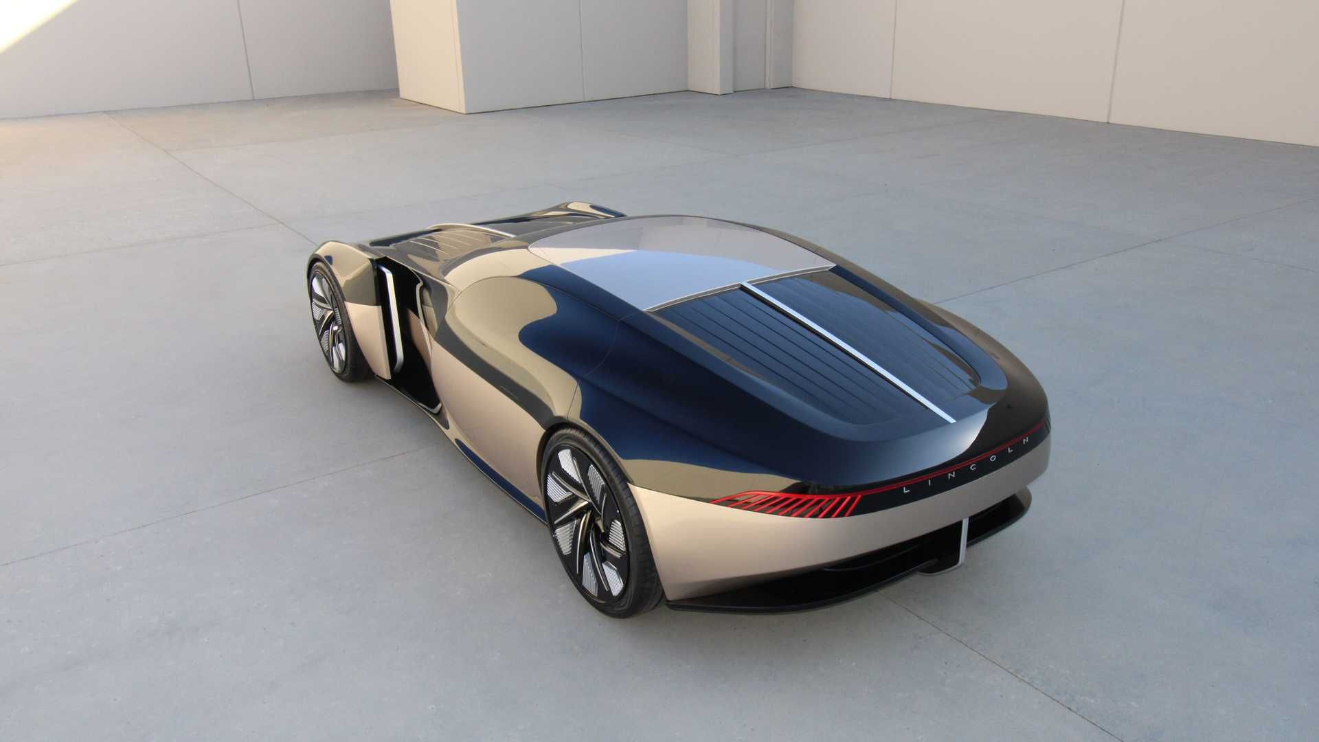 نمای بالا خودروی مفهومی لینکلن انیورساری / Lincoln Anniversary Concept