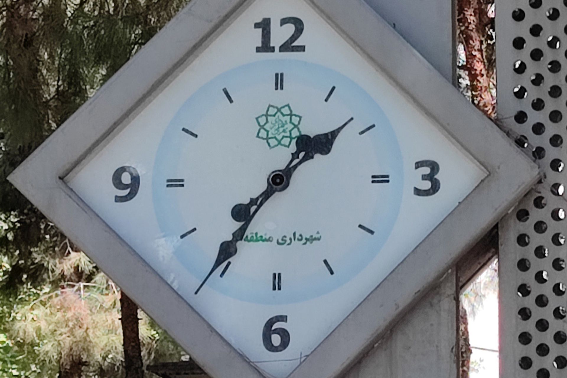 برش واقعی از عکس ۲ برابری می ۱۱ آی