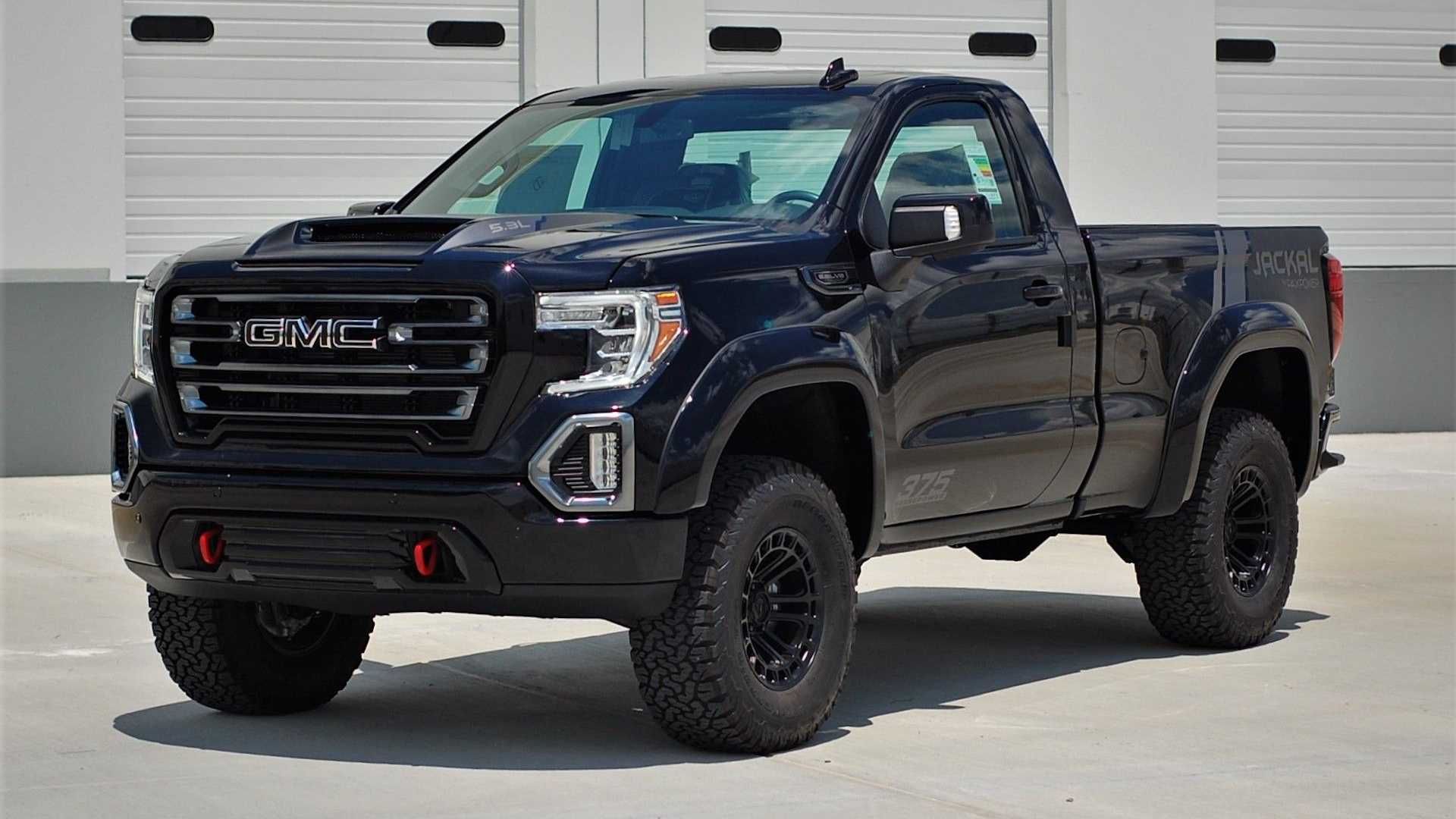 نمای سه چهارم وانت پیکاپ جی ام سی سیرا جکال / GMC Sierra Jackal سیاه رنگ