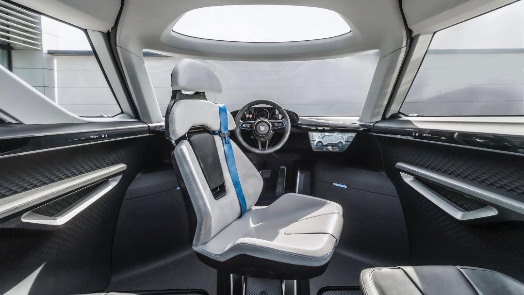 صندلی جلو ون برقی پورشه ویژن رندینست / Porsche Vision Renndienst electric van