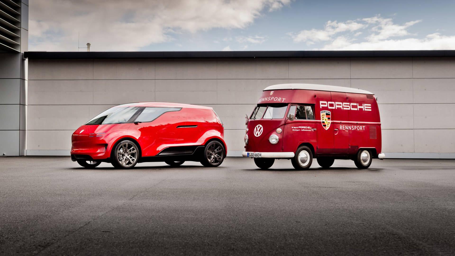 ون برقی پورشه ویژن رندینست / Porsche Vision Renndienst electric van قرمز رنگ در کنار ون فولکس واگن