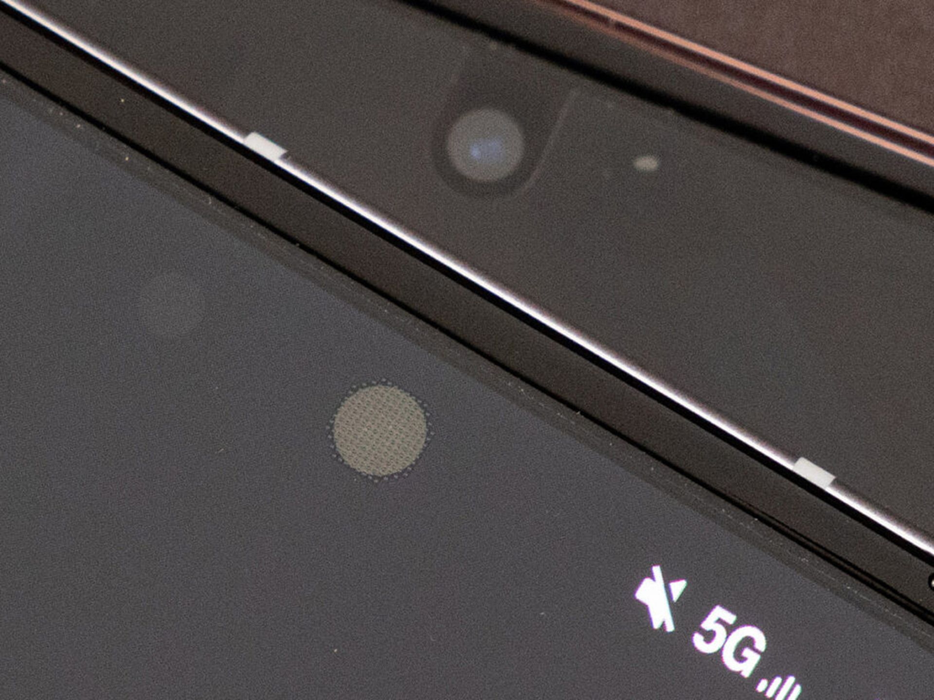 گلکسی زد فولد ۳ در مقابل زد فولد ۲