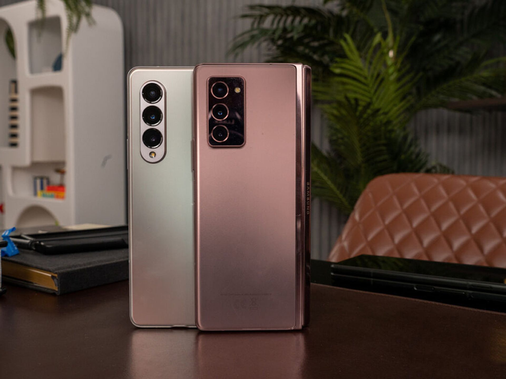 گلکسی زد فولد ۳ در مقابل زد فولد ۲