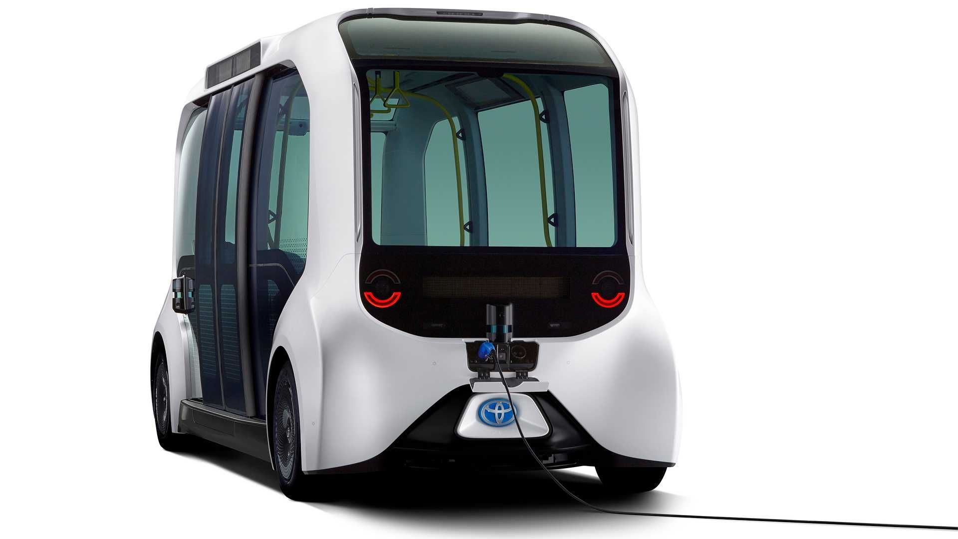 تویوتا e-Palette / نمای سه چهارم عقب