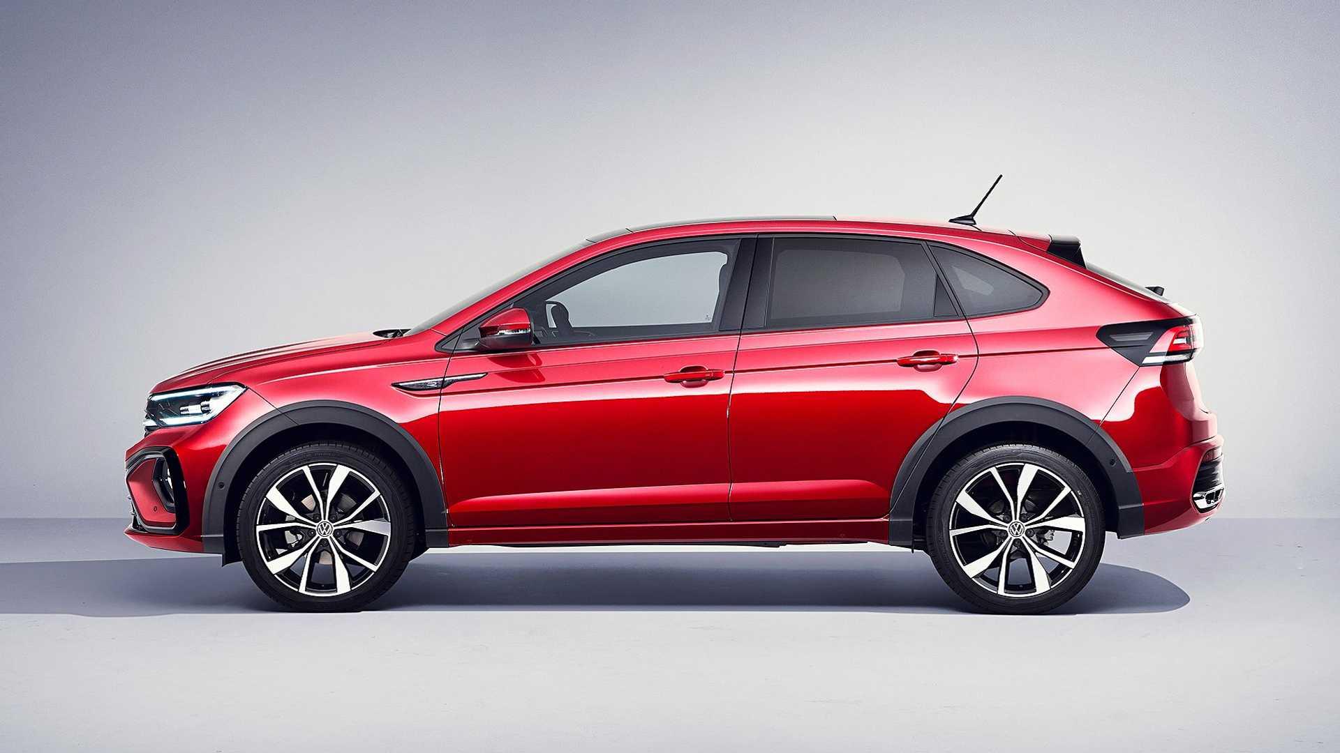 نمای جانبی 2022 Volkswagen Taigo Crossover / کراس اور فولکس واگن تایگو 