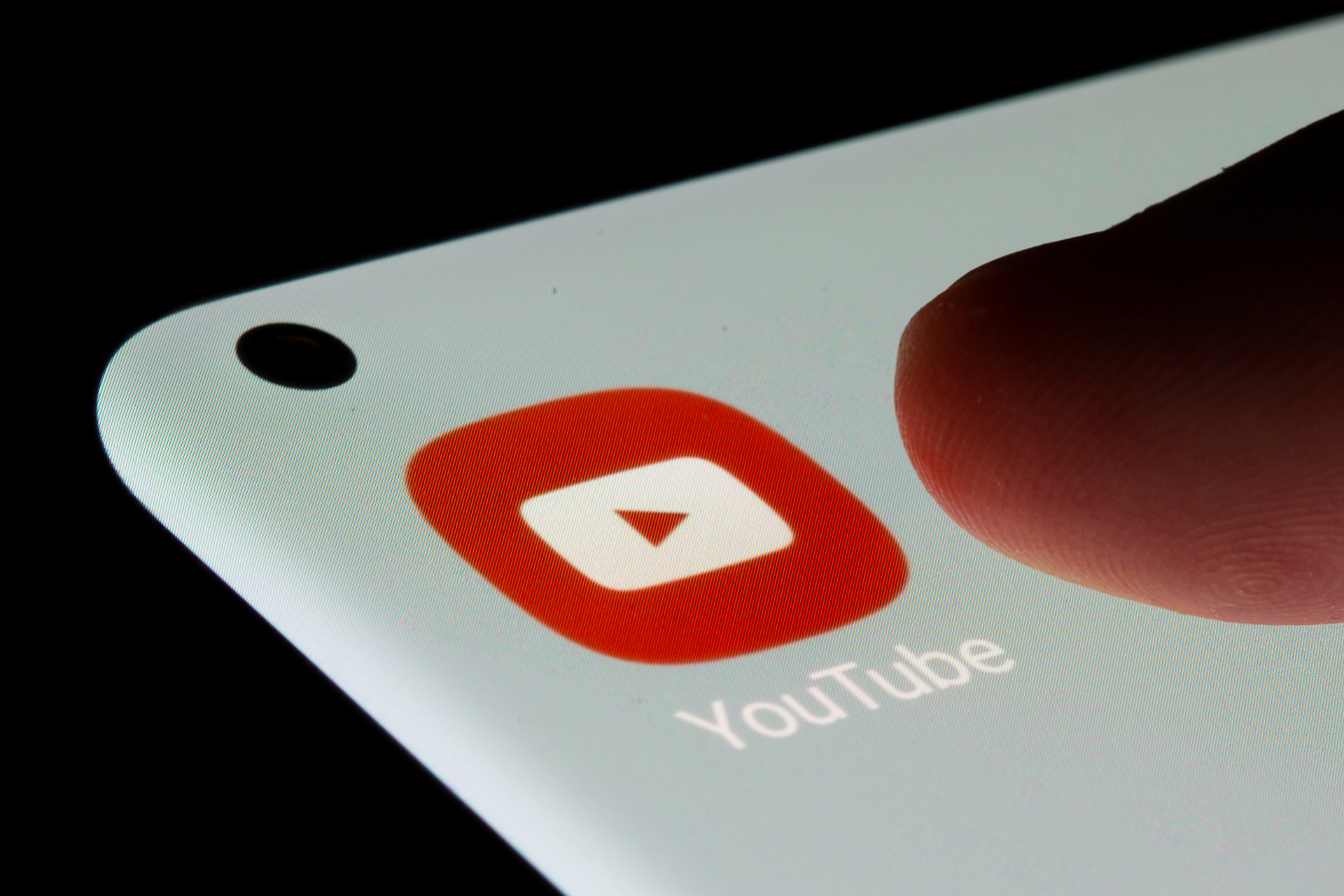یوتیوب با قابلیت‌هایی جدید از کاربران نوجوان محافظت می‌کند