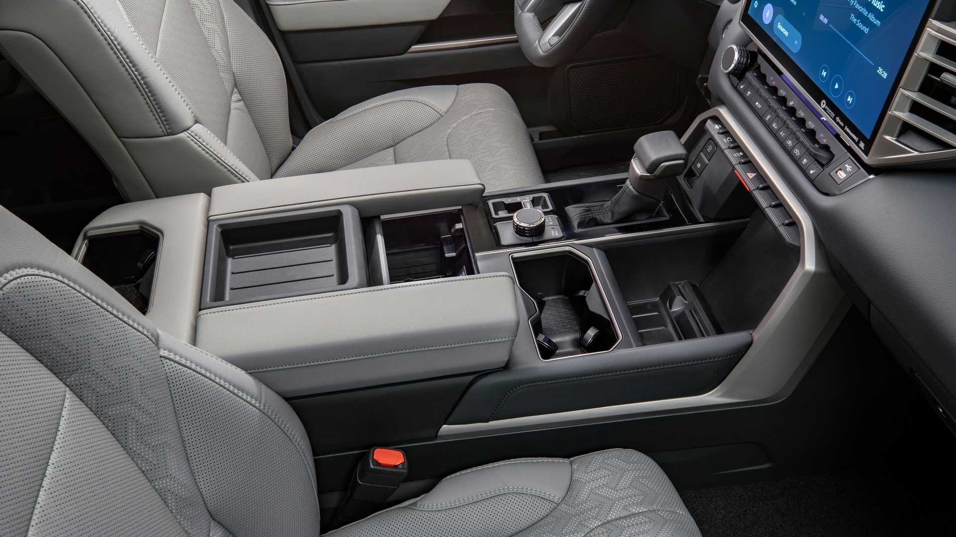 Toyota Tundra نمای کنسول تویوتا توندرا 2022