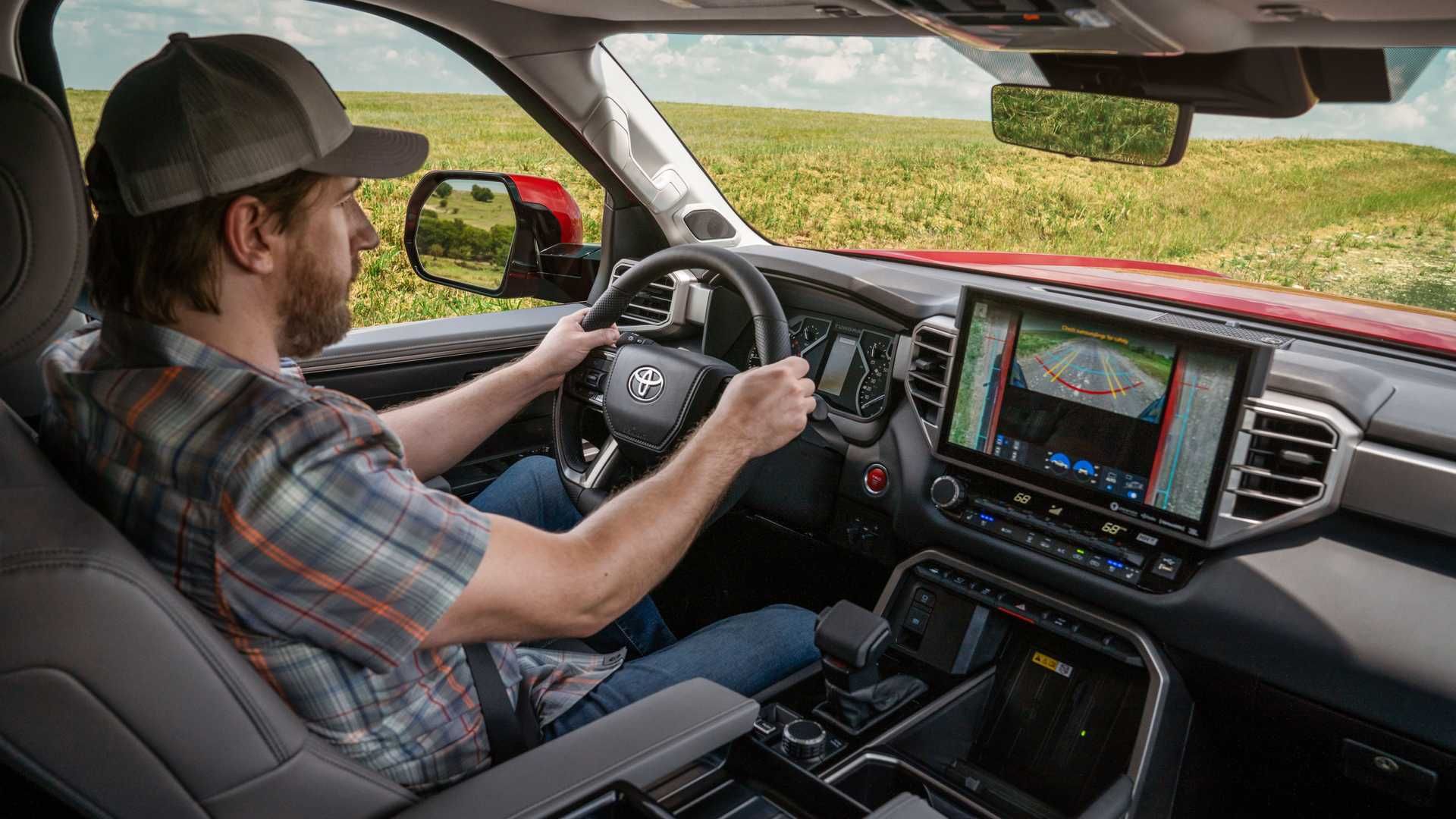 Toyota Tundra نمای داخلی تویوتا توندرا 2022