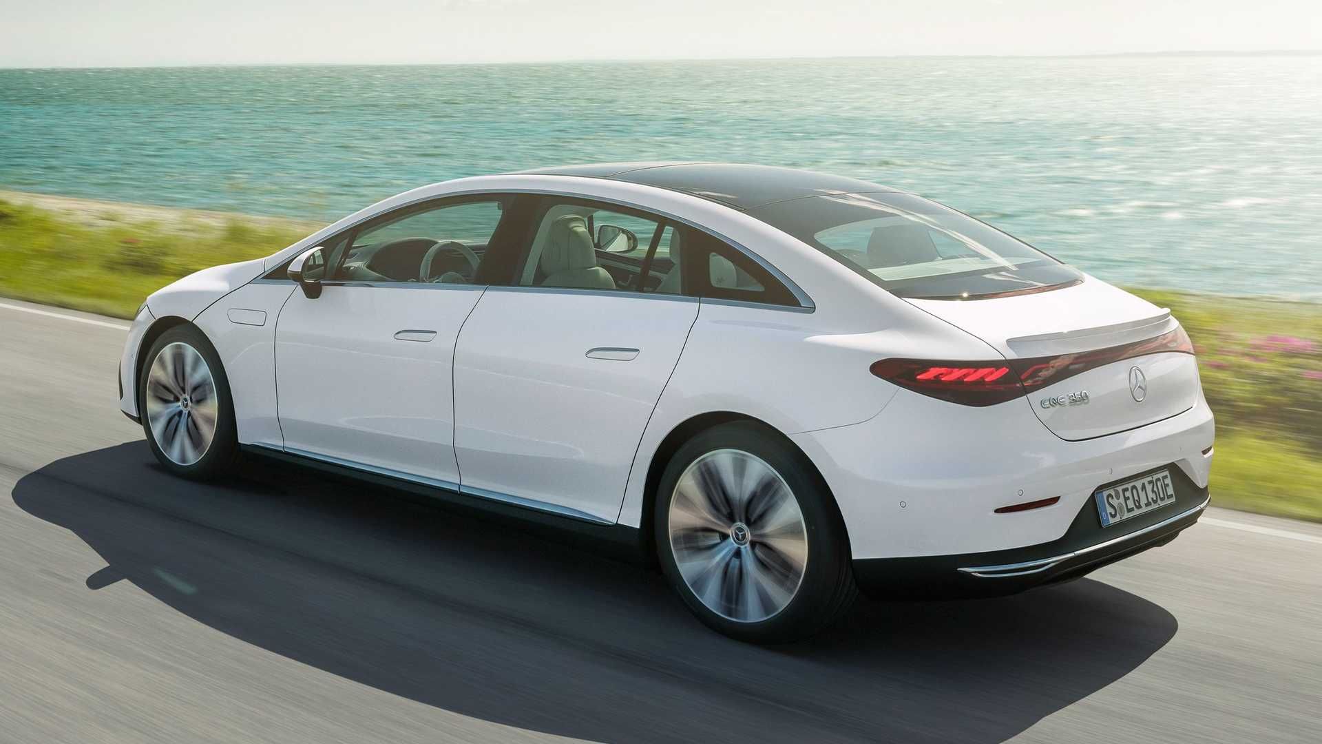 Mercedes Benz EQE  نمای عقب  مرسدس برقی کلاس E