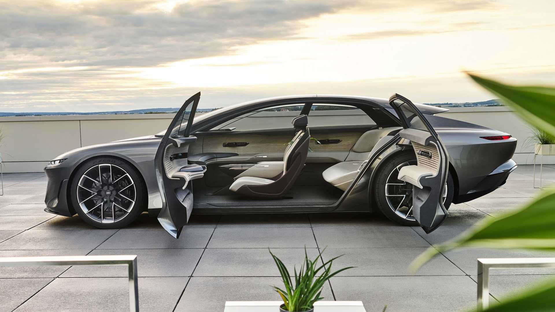 Audi Grandsphere Concept نمای ورودی  آئودی گرندسفیر مفهومی 