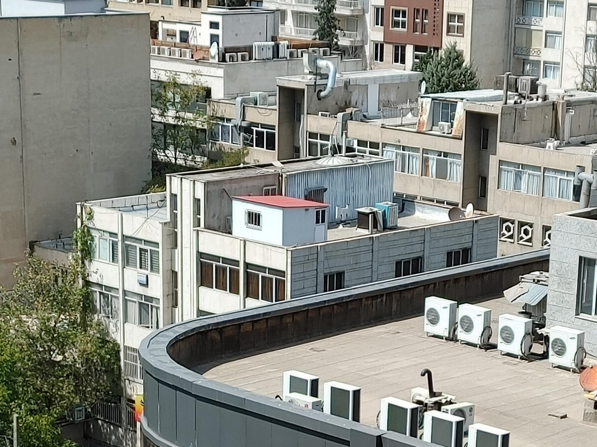 برش واقعی عکس HDR دوربین اصلی ال جی وینگ