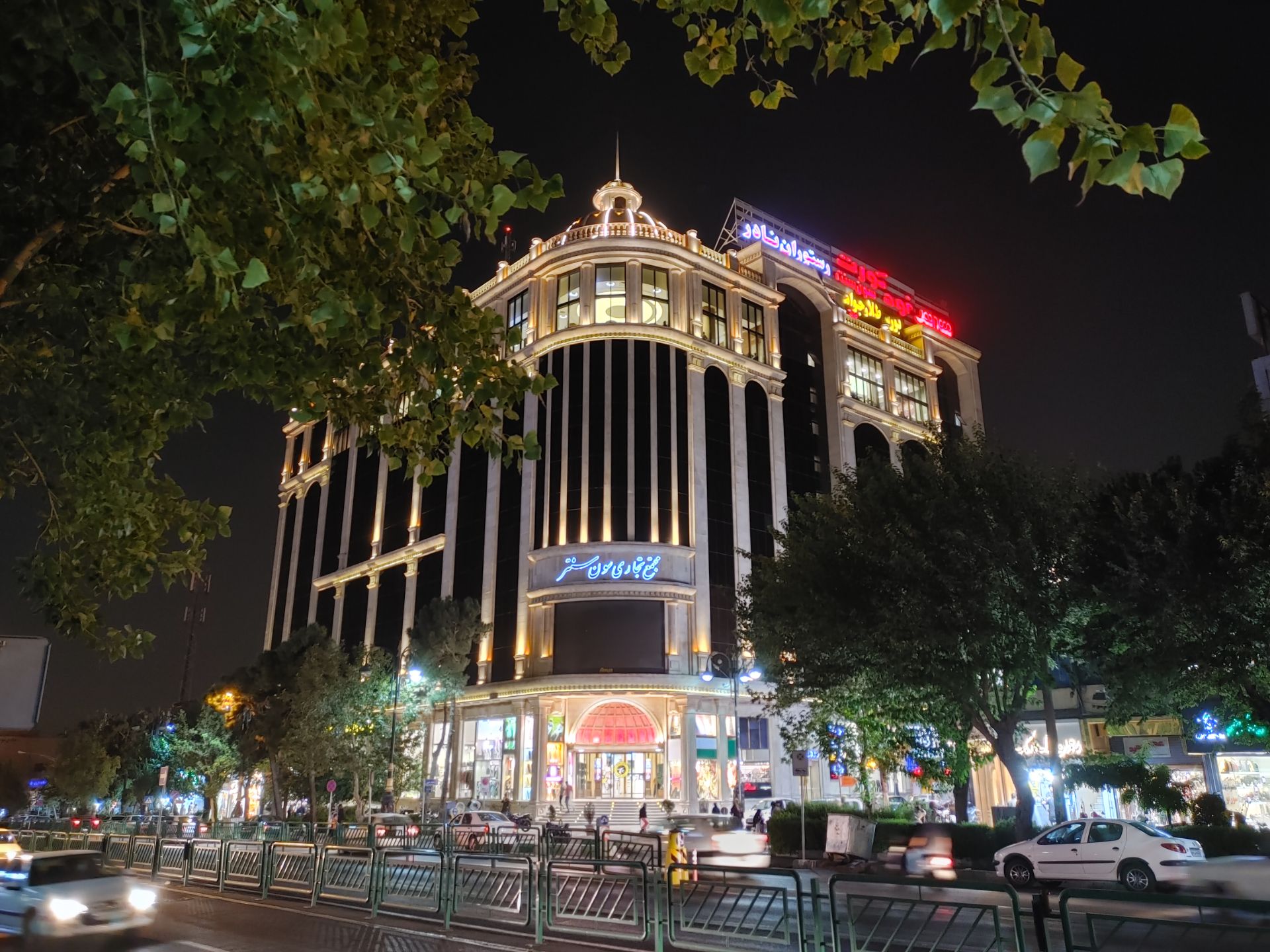 عکس فوتو مد دوربین اصلی ال جی وینگ