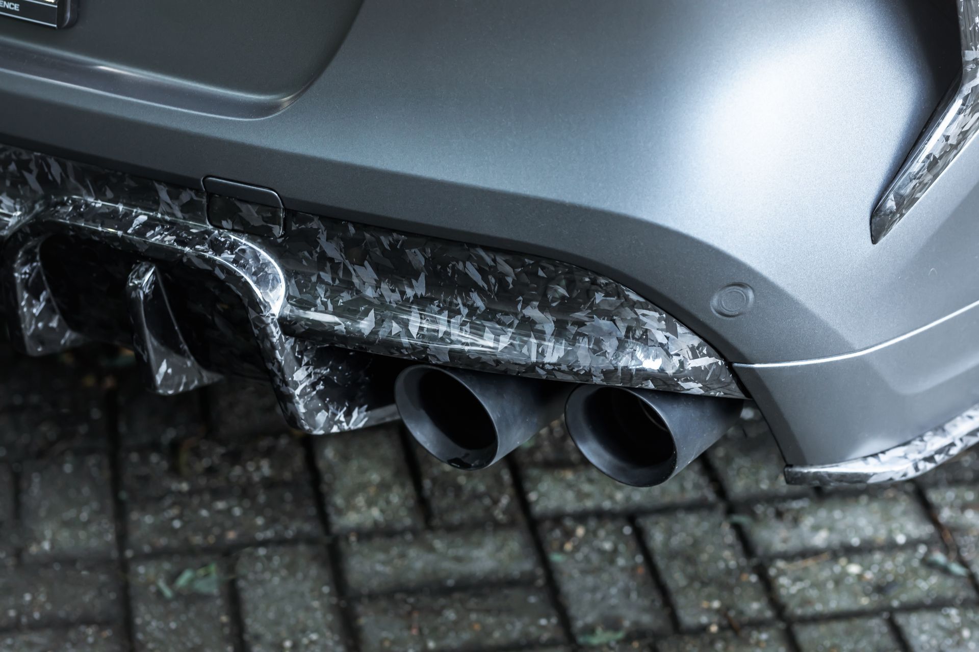 خروجی‌های اگزوز منهارت ایکس 6 تیونینگ / Manhart MHX6 700 WB