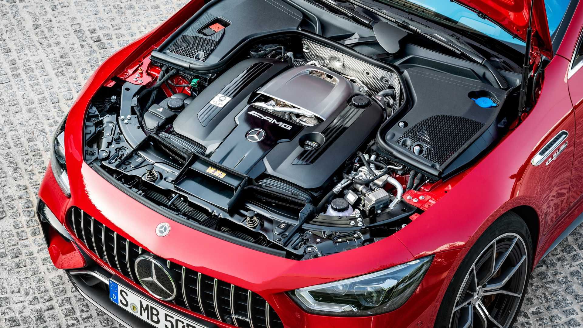 Mercedes-AMG GT 63 S E Performance نمای  موتور آام جی سدان