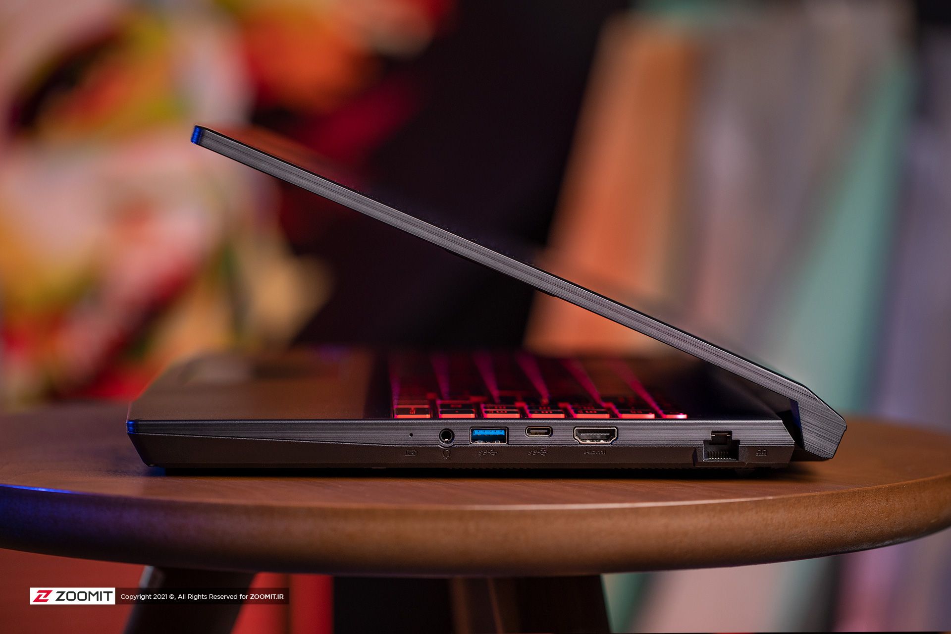 پورت های سمت راست لپ تاپ MSI Katana GF66 11UE