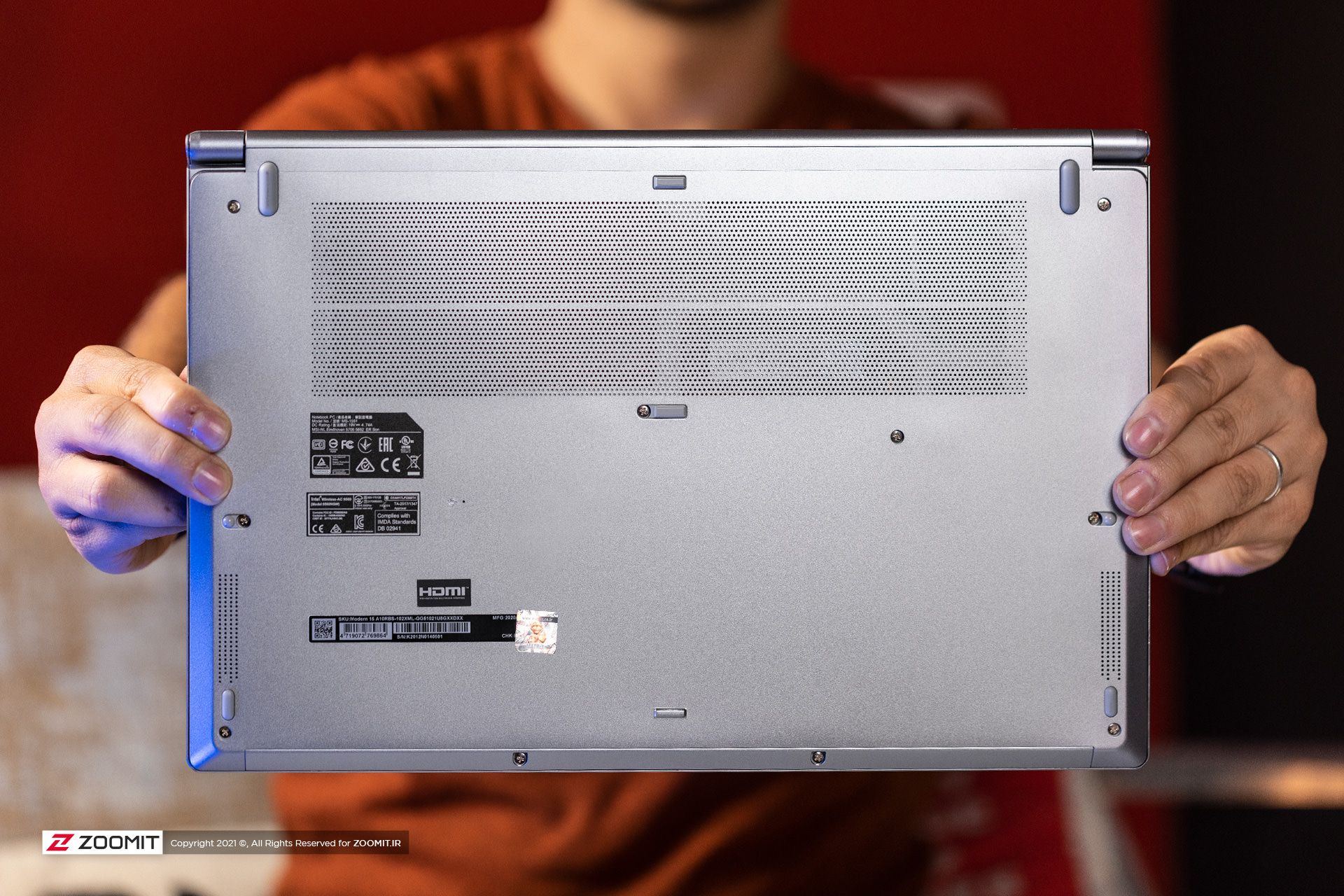 بخش زیرین لپ تاپ MSI Modern 15