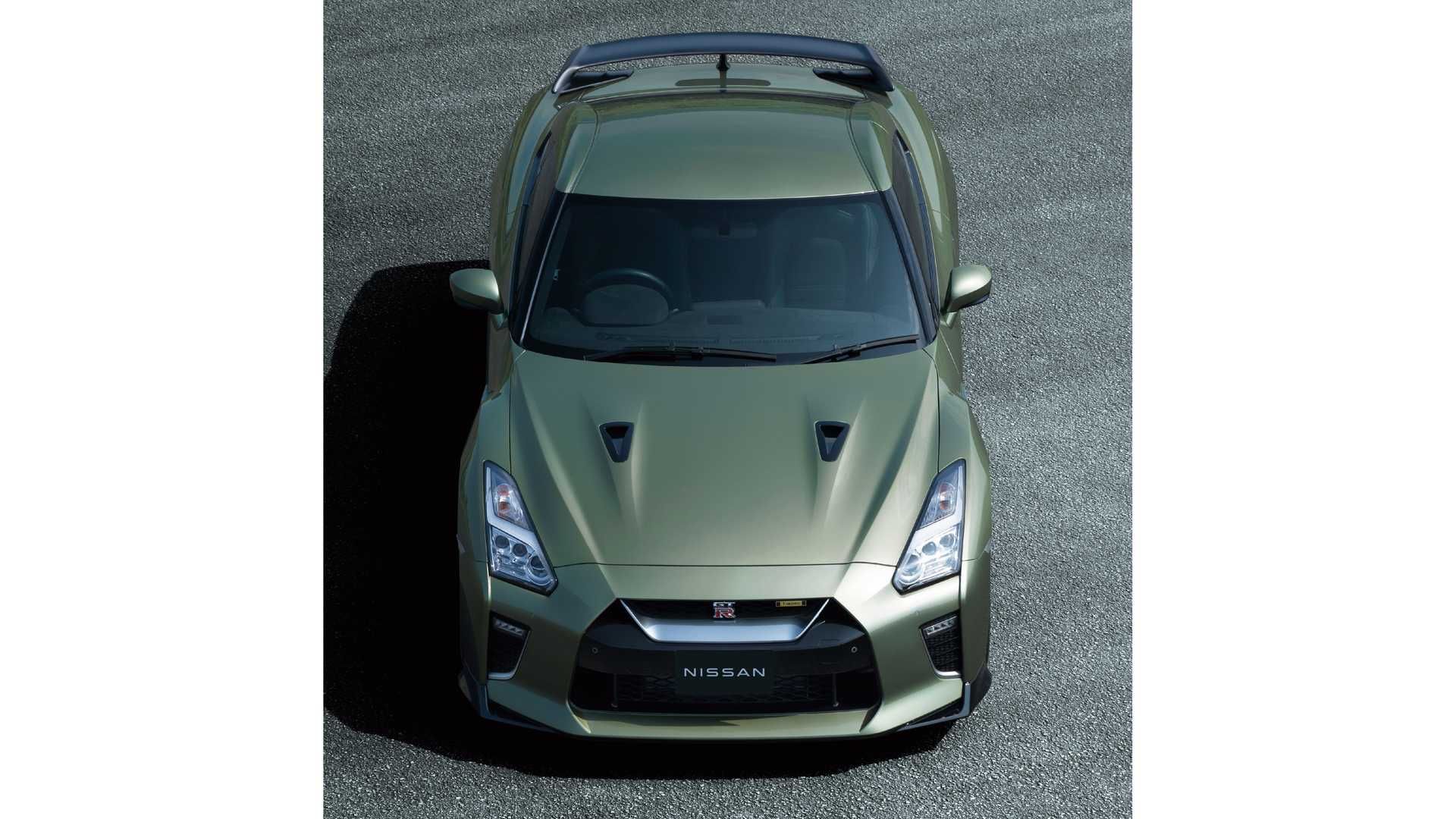Nissan GT-R T-Spec نمای جلو نیسان جی تی آر 2021