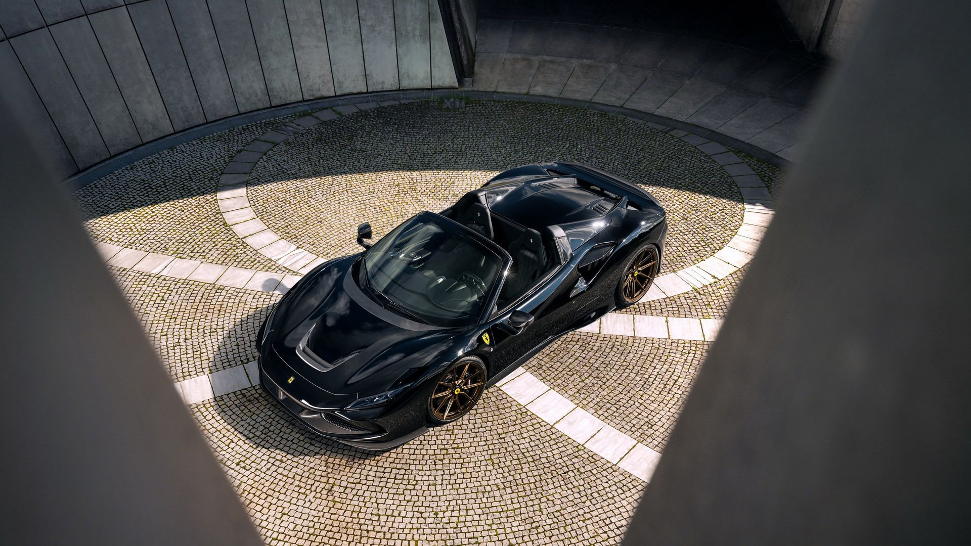 نمای بالا سوپراسپرت فراری اف 8 اسپایدر نوویتک / Novitec Ferrari F8 Spider