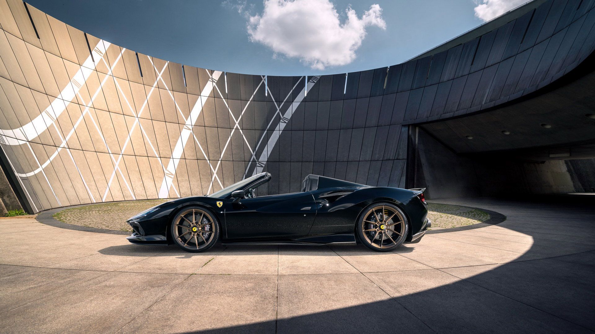 نمای جانبی فراری اف 8 اسپایدر نوویتک / Novitec Ferrari F8 Spider