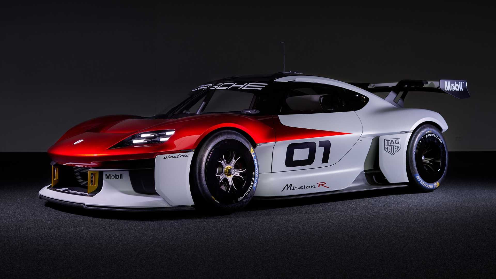 نمای سه چهارم خودروی الکتریکی مفهومی پورشه میشن آر / Porsche Mission R Concept EV