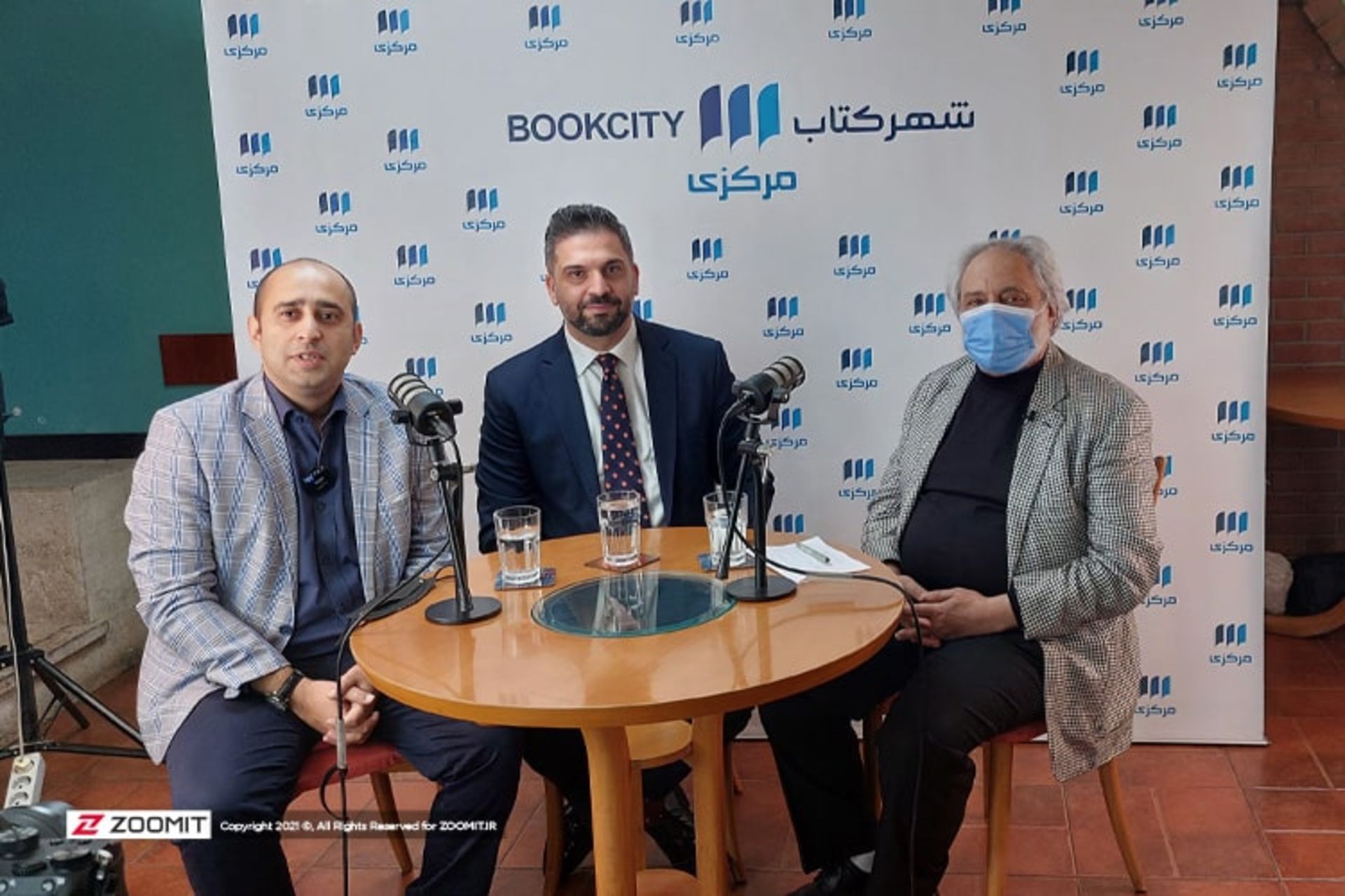 مدیرعامل شنوتو و شهر کتاب در نشست سرمایه گذاری بنیاد فیروزان روی شنوتو