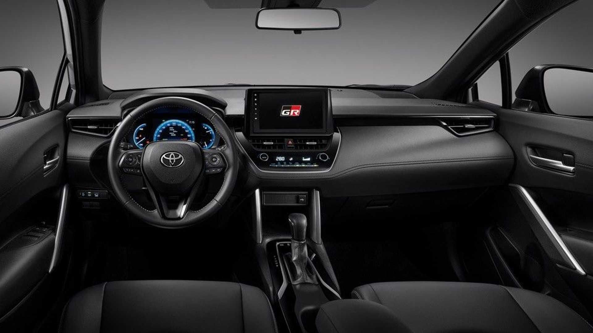 TOYOTA corolla cross  نمای کابین تویوتا کرولا کراس GR