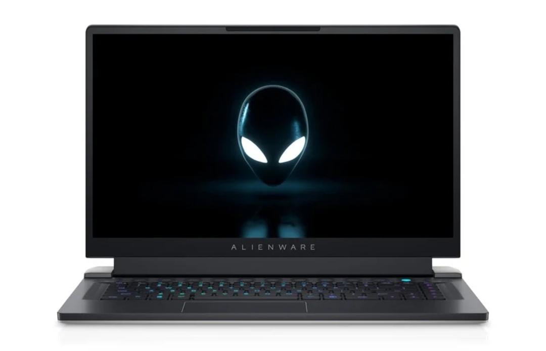 alienware-x15-r2-front-angle