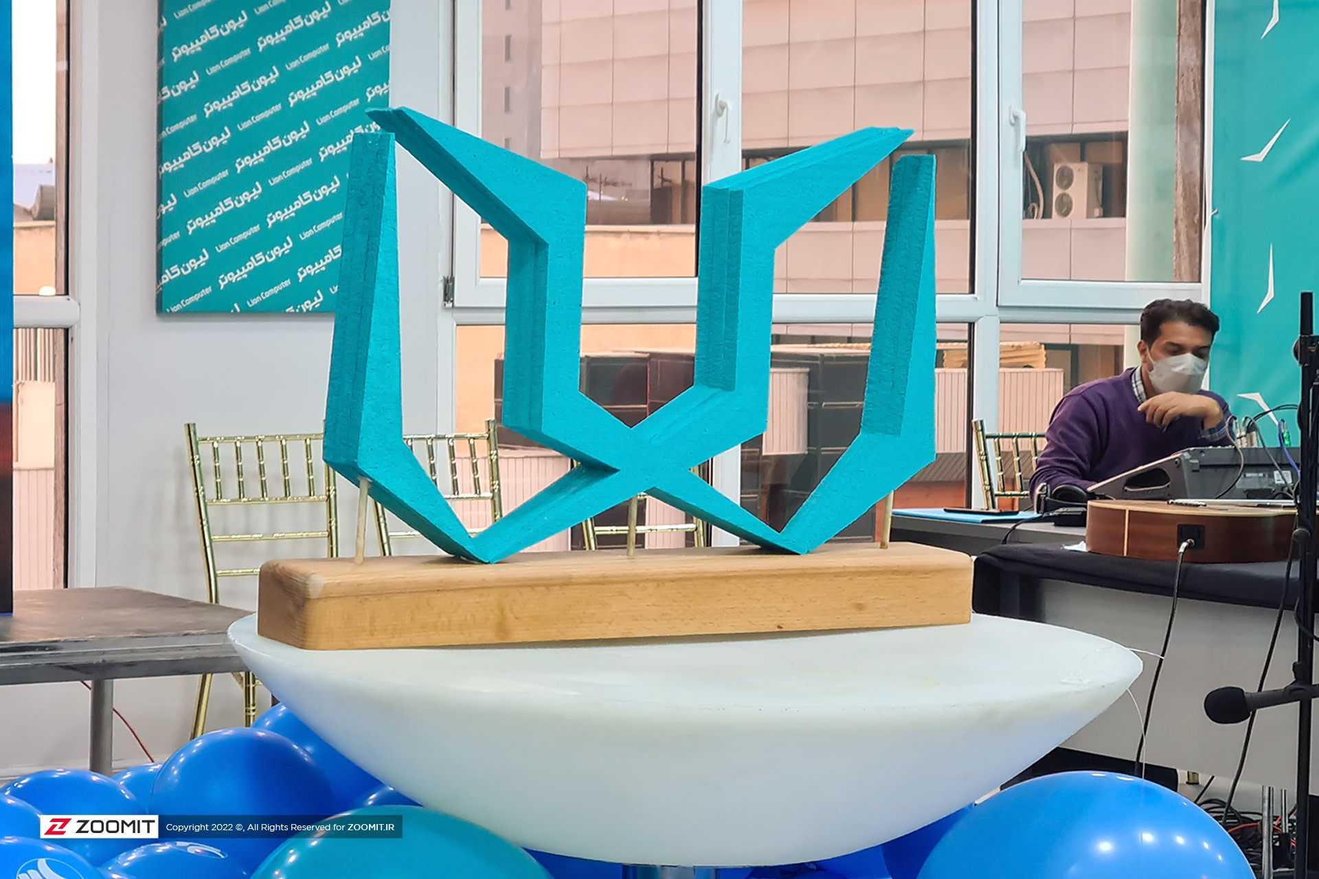 لوگوی جدید لیون کامپیوتر