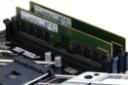 Samsung M378A2G43AB3-CWE ظرفیت 16 گیگابایت از نوع DDR4-3200 نمای جانبی2