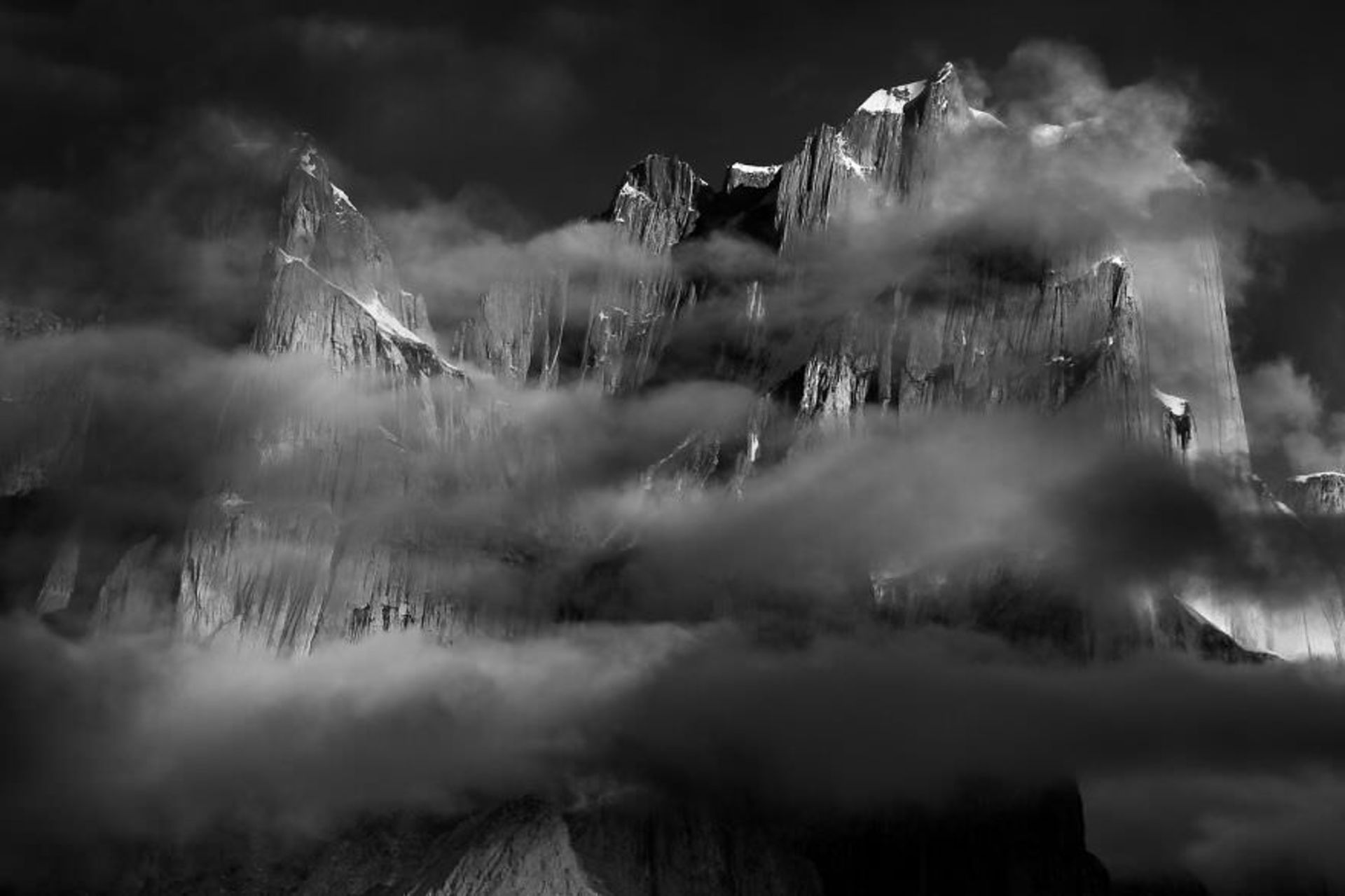 کوه‌های ترانگو /توماس شیکاجنی