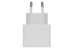 نمای روبرو شارژر اپل MHJE3ZM/A 20W USB-C